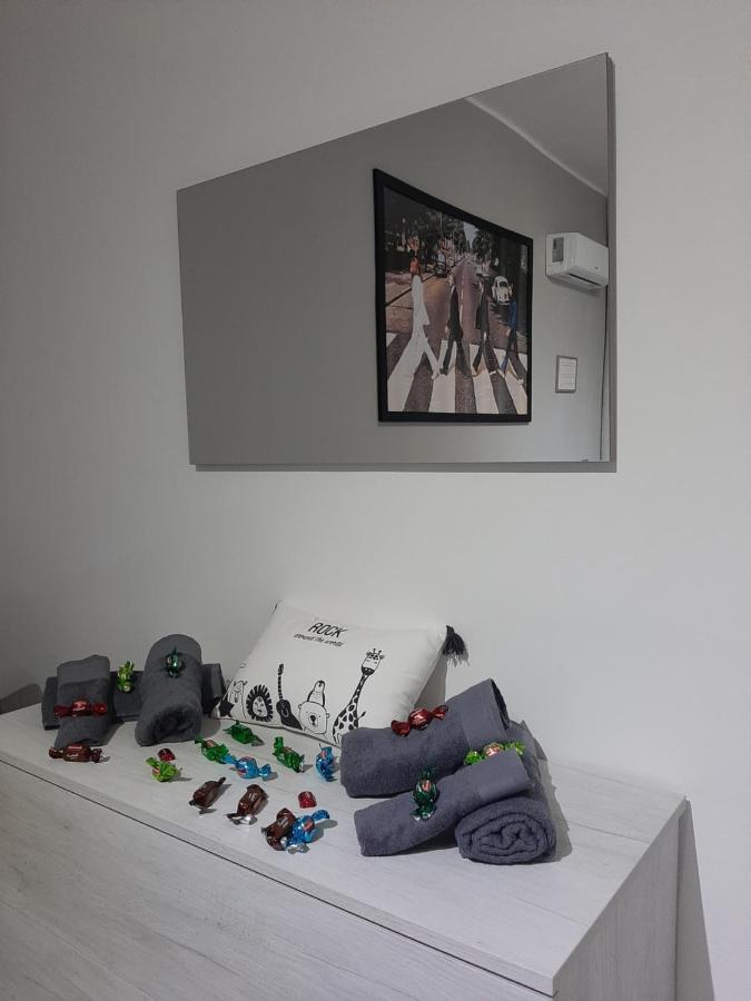 The Home Of Music Stars Catania Bagian luar foto