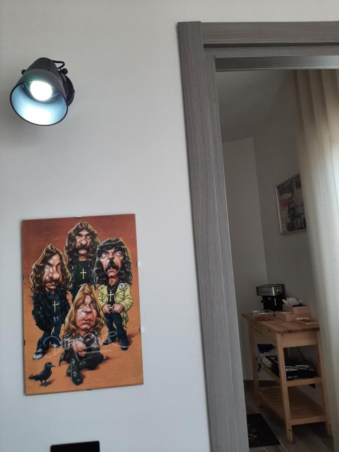 The Home Of Music Stars Catania Bagian luar foto