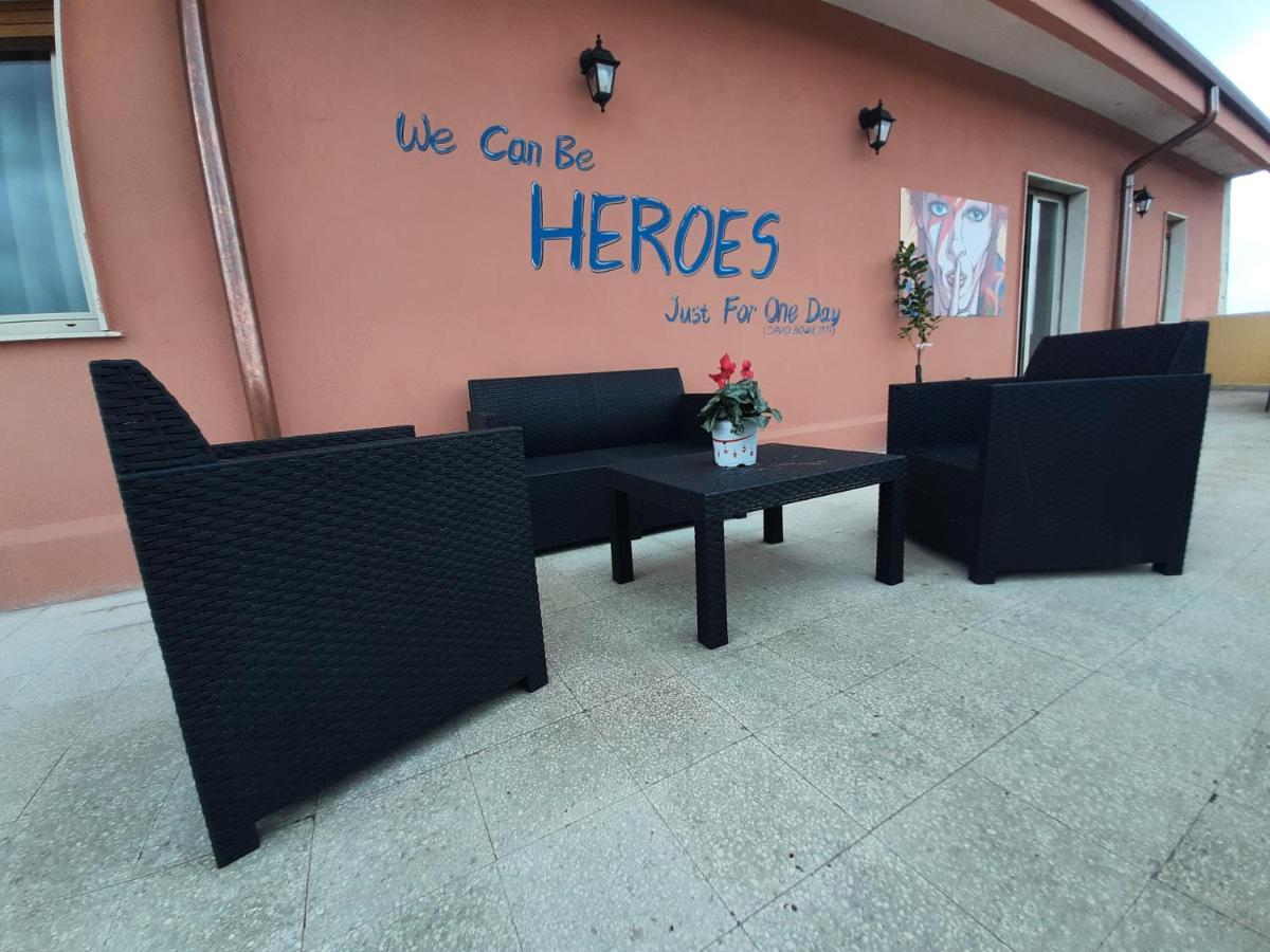 The Home Of Music Stars Catania Bagian luar foto